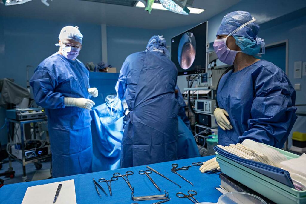 hanche-prothese-bloc-operatoire